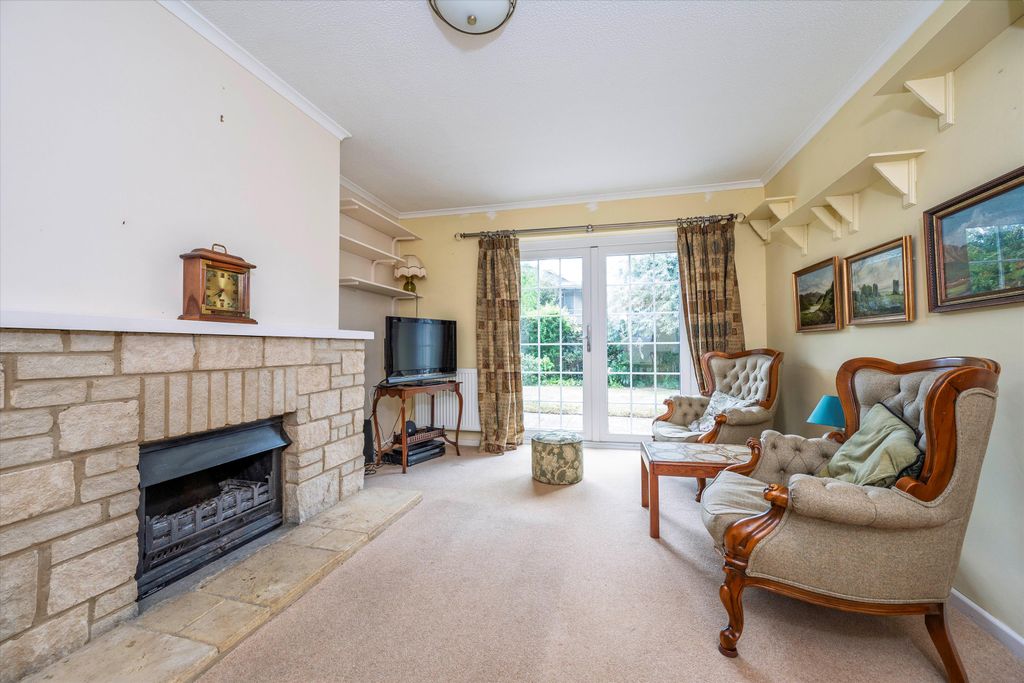 Property photo 3 of 16 Image