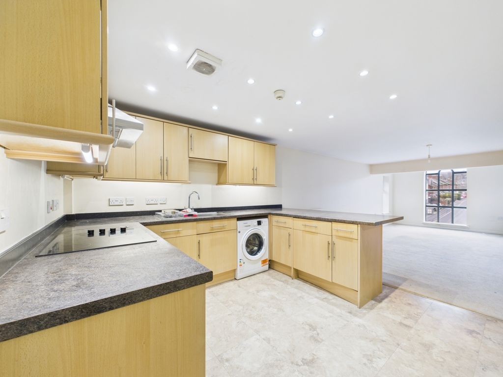 Property photo 1 of 8 Cam01721G0-Pr0107-Still001