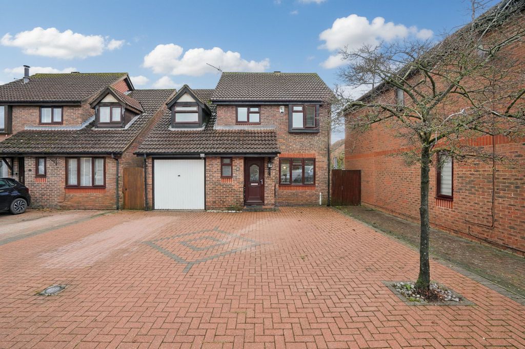 Property photo 1 of 22