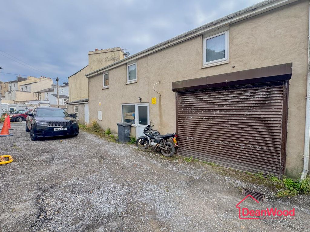 Property photo 3 of 17 3.Jpg