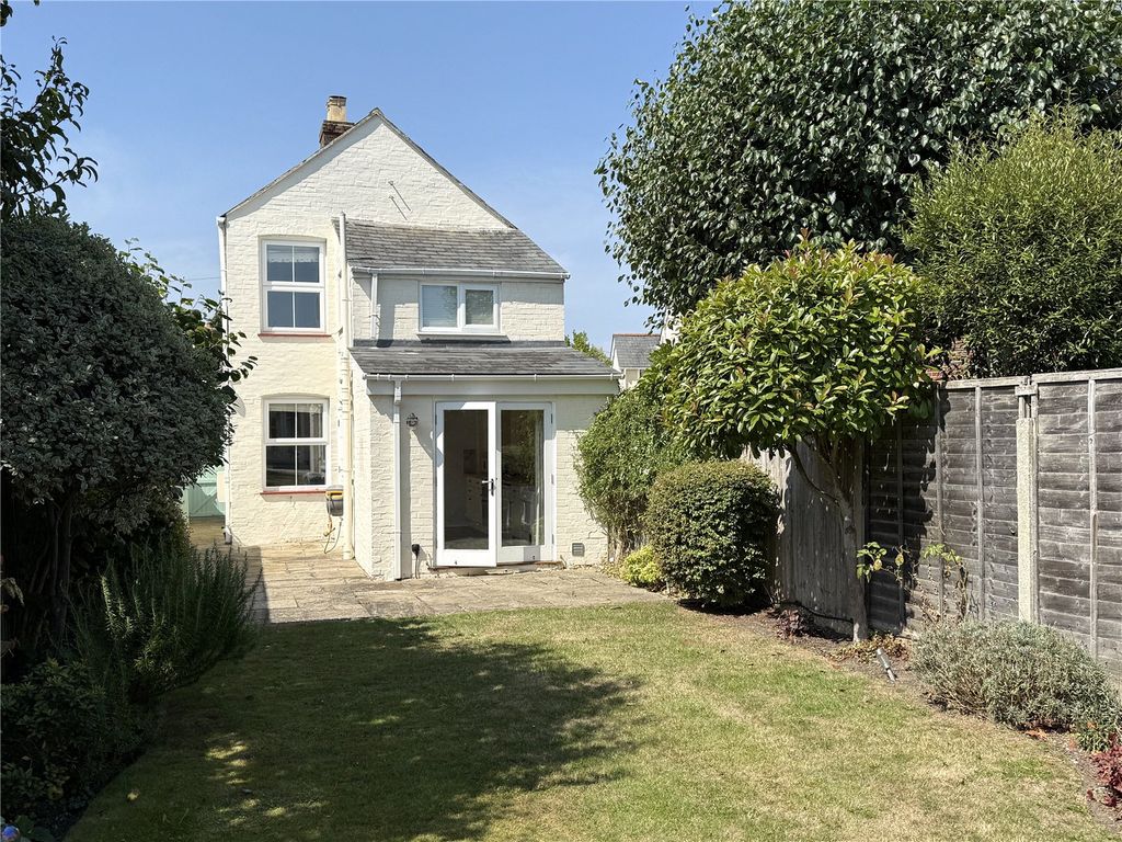 Property photo 2 of 15 Picture No. 27