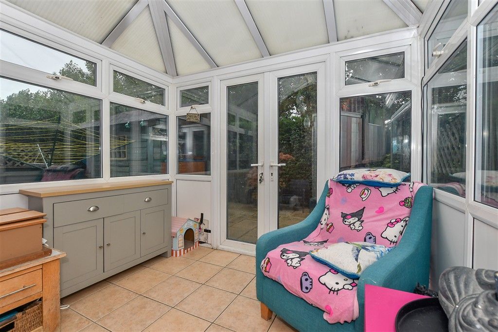 Property photo 3 of 15 Conservatory