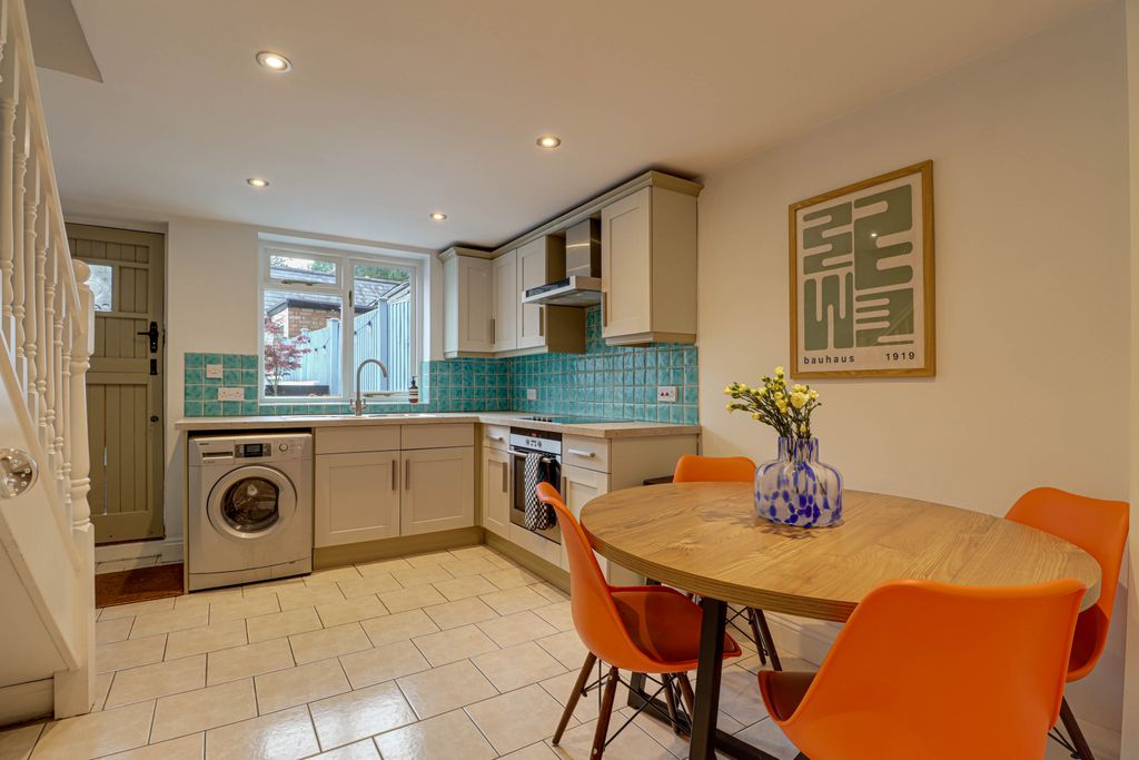 Property photo 3 of 16 Kitchen/Diner