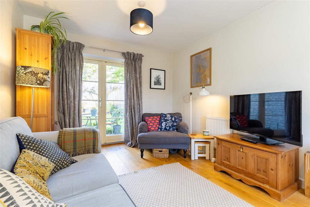 Property photo 3 of 25 4 Savory Way (13).Jpg