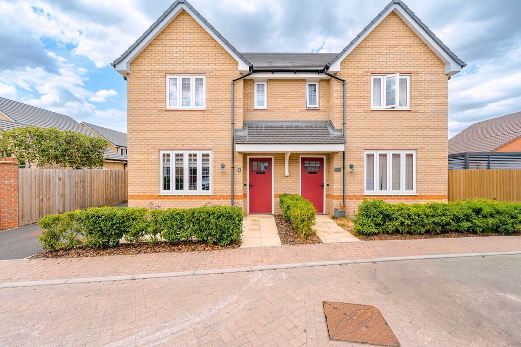 Property photo 1 of 16