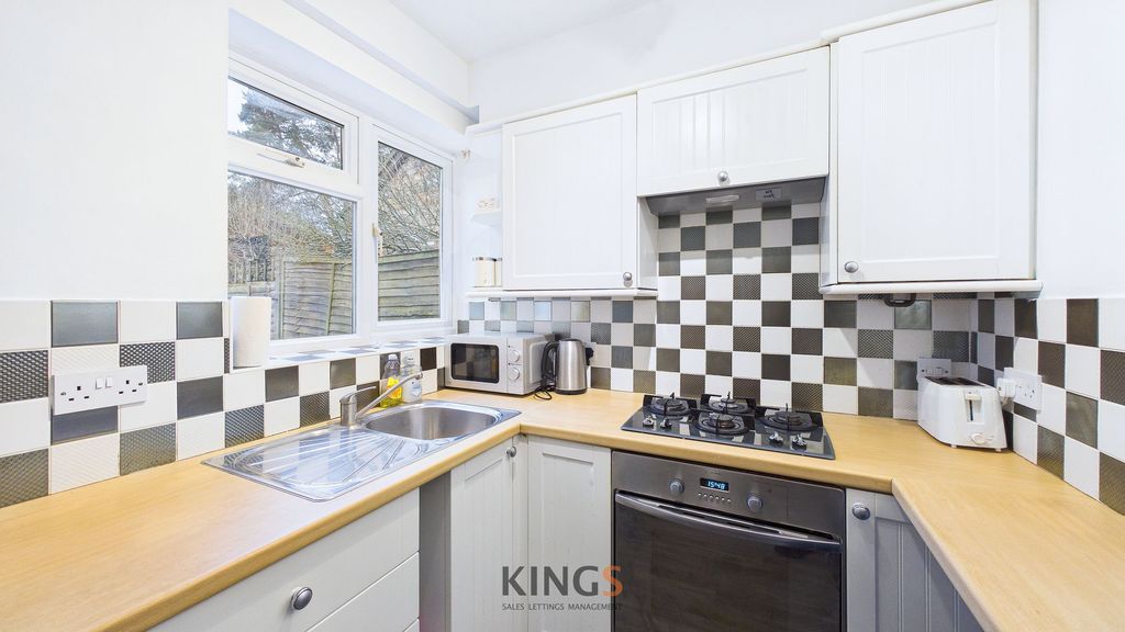 Property photo 2 of 13 Kitchen