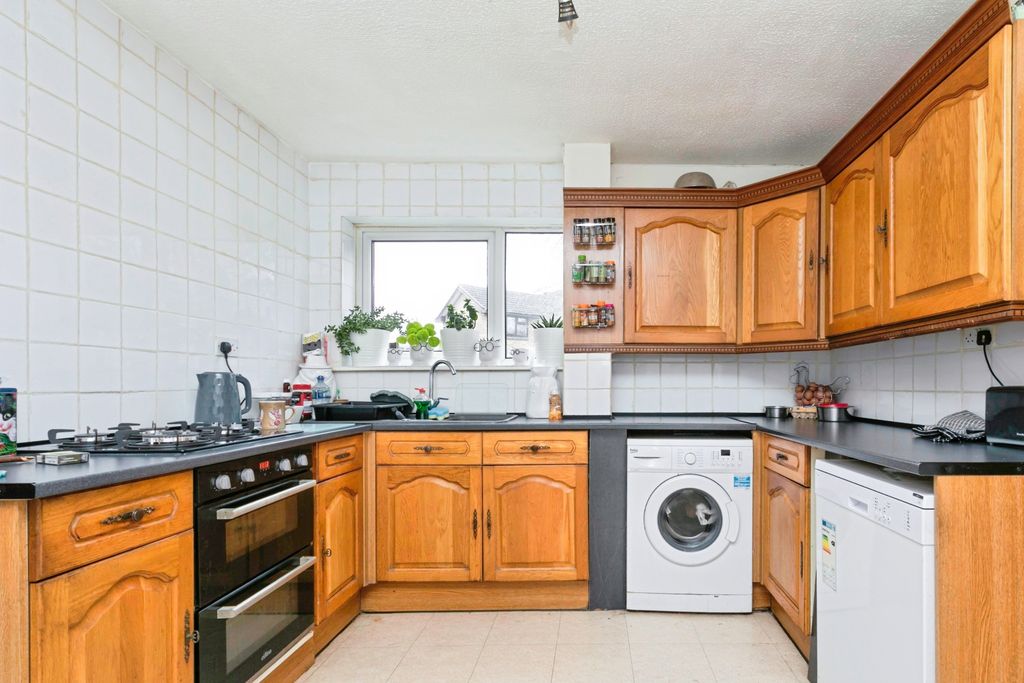 Property photo 3 of 17 Photography