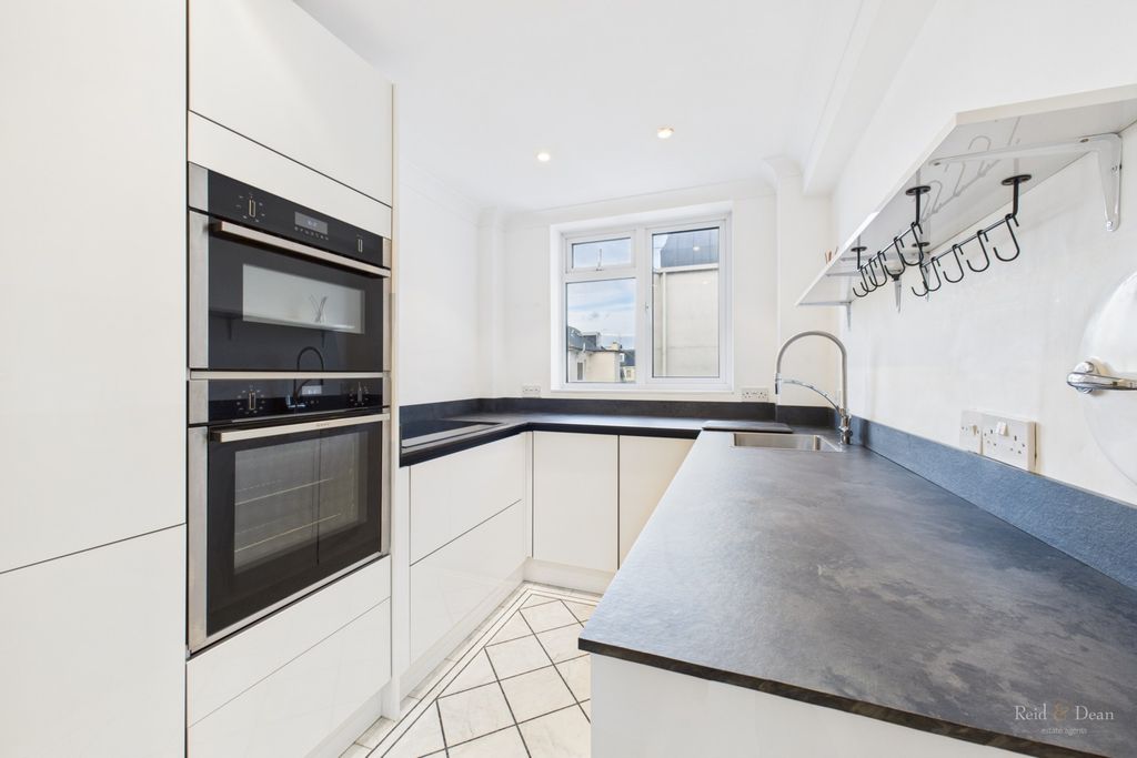 Property photo 3 of 12 1454-Hr-3.Jpg