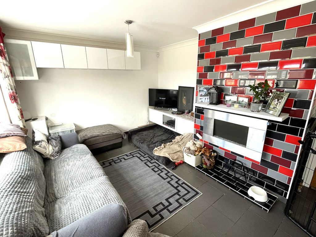 Property photo 3 of 15 Not Specified