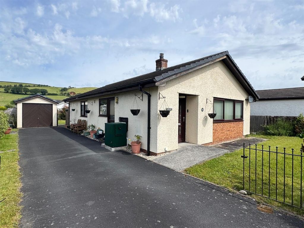 Property photo 1 of 12 Fore.Jpg