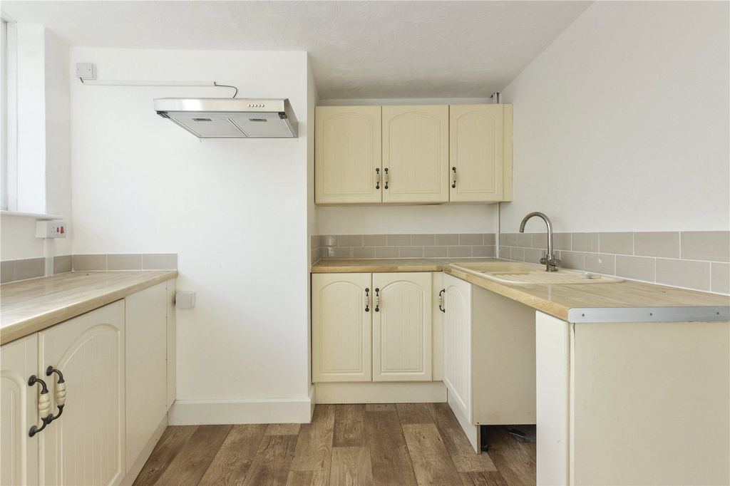 Property photo 2 of 13 Picture No. 09
