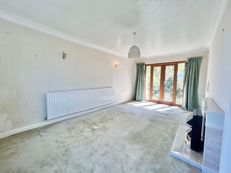 Property photo 3 of 17 Photo 3
