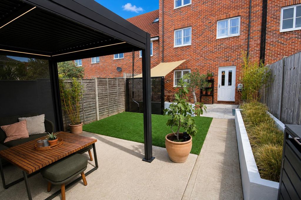 Property photo 1 of 26 4F2E7849-A463-4845-8d4E-83Ed0c64Fd77.Png
