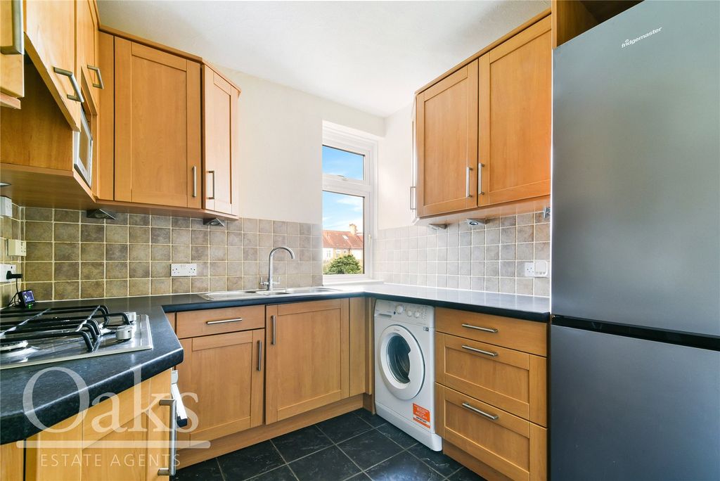 Property photo 3 of 8 Picture No. 02