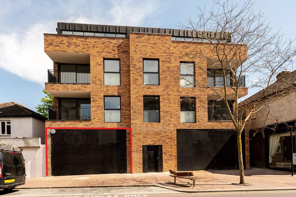 Property photo 1 of 4 22 Main.Png