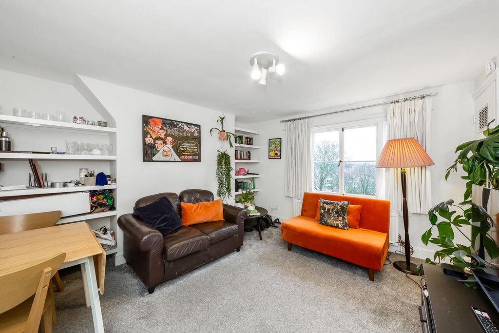 Property photo 2 of 9 2.Jpg