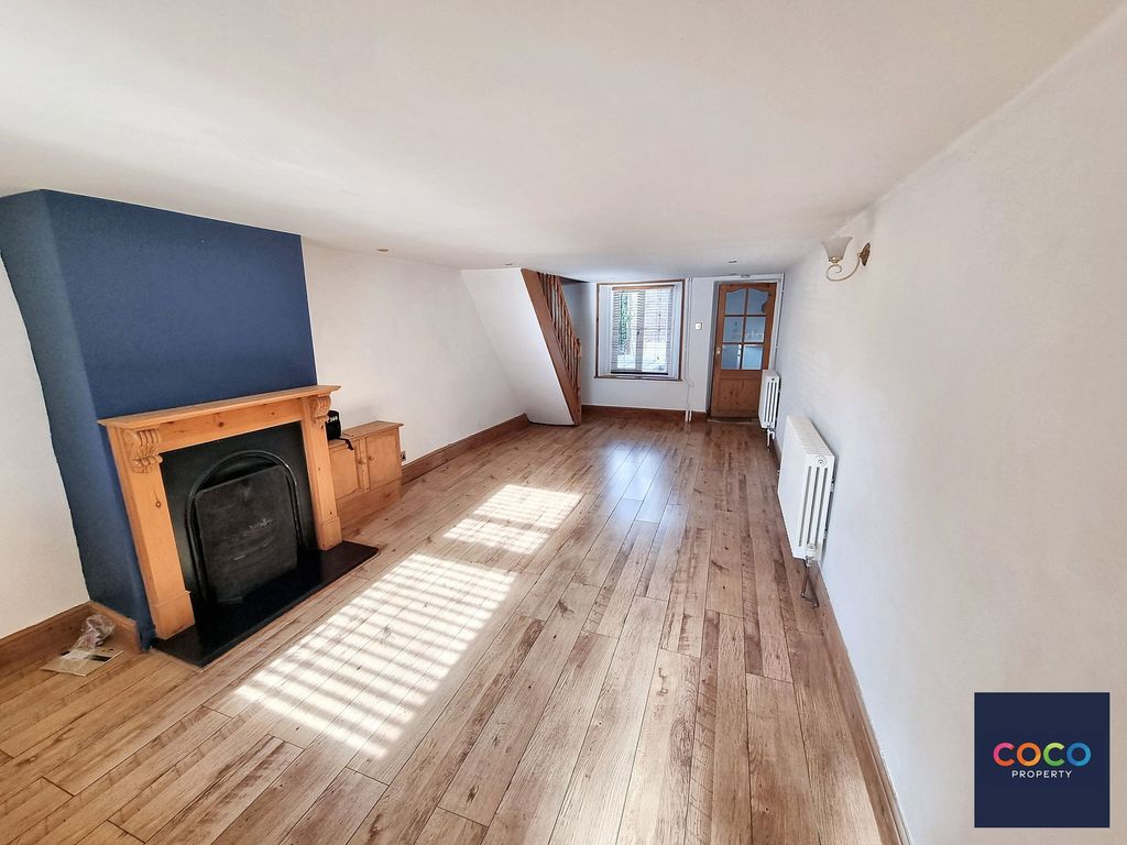 Property photo 2 of 15 Sitting Room/Diner