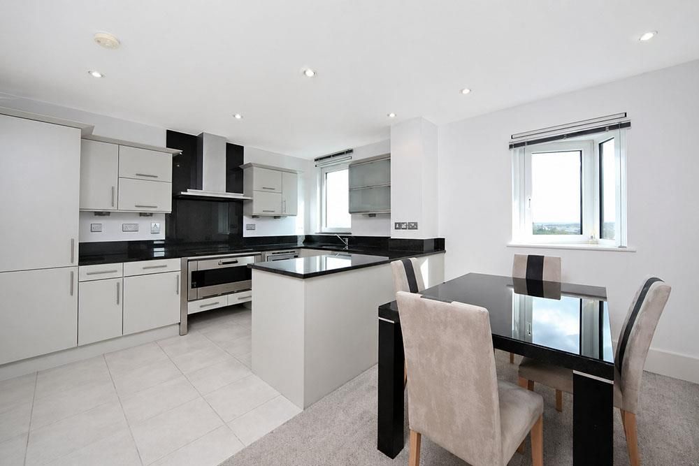 Property photo 2 of 7 03+.Jpg