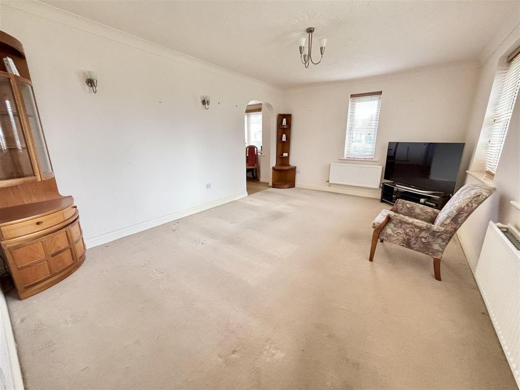 Property photo 3 of 12 Img_9161.Jpeg