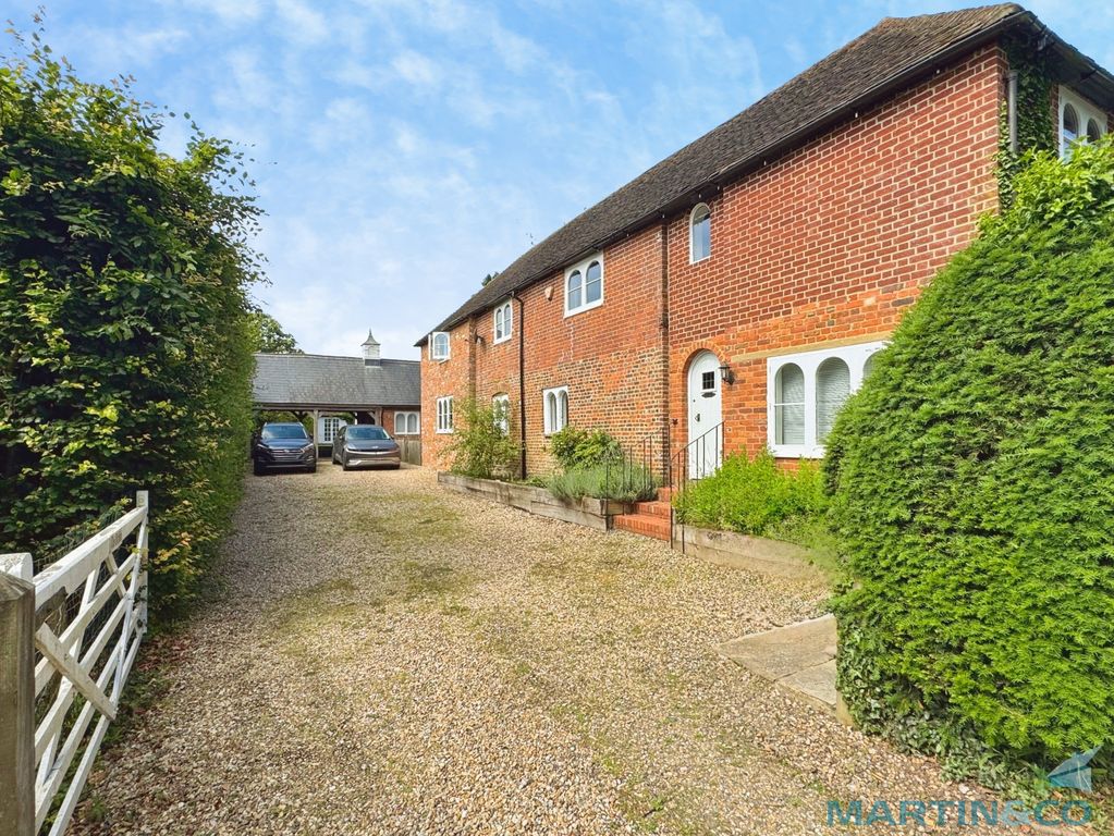 Property photo 1 of 18 Afa15Efe--401C-873A-De4008F37D01-55887-00001E25E52