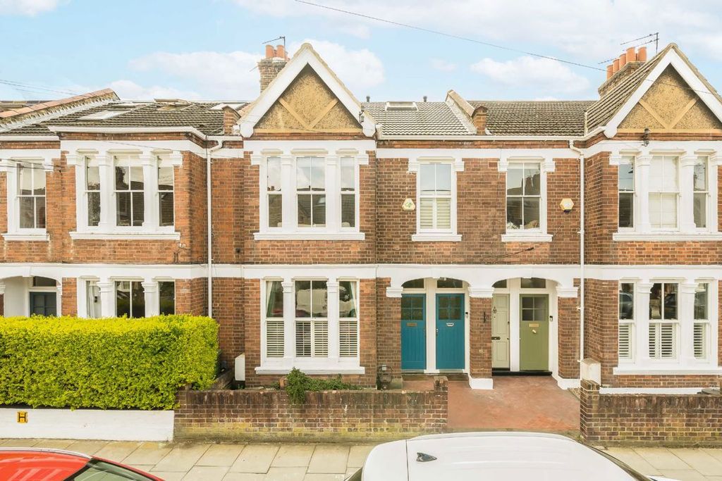 Property photo 1 of 8