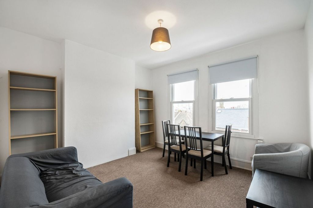 Property photo 1 of 12 Picture No. 06