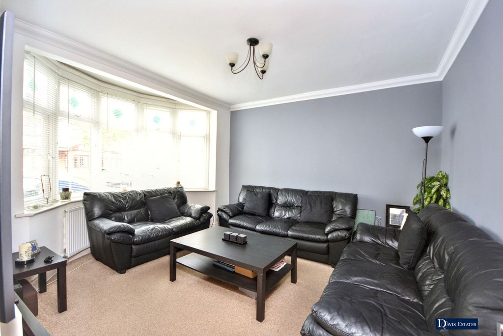 Property photo 2 of 24