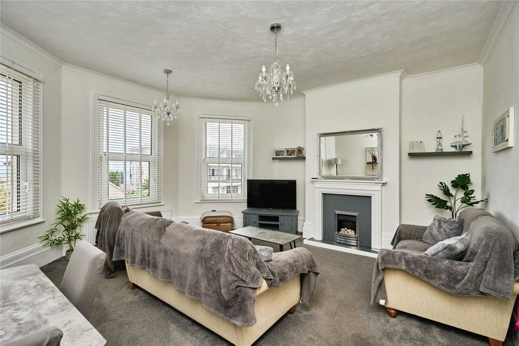 Property photo 2 of 14 Picture No. 06