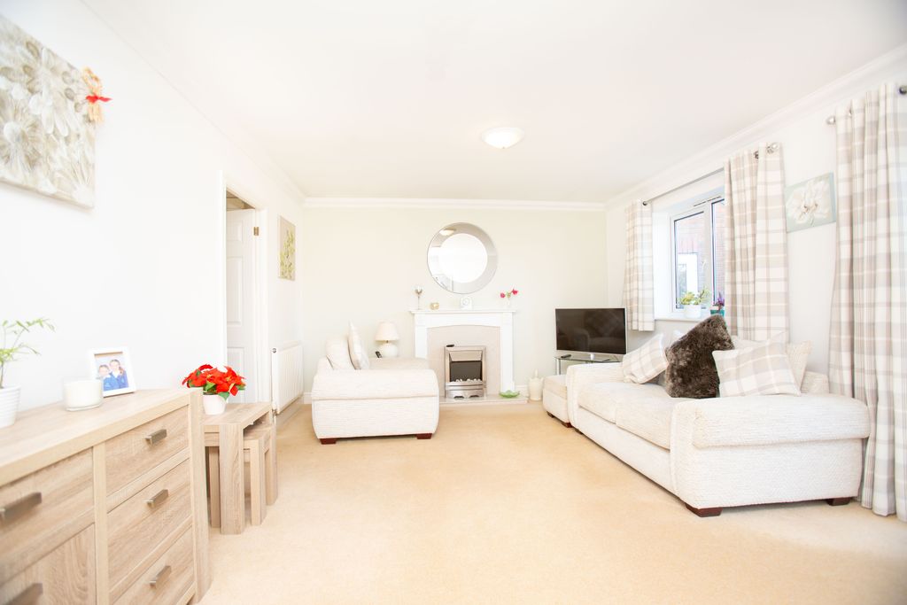 Property photo 3 of 16 Mw-9374