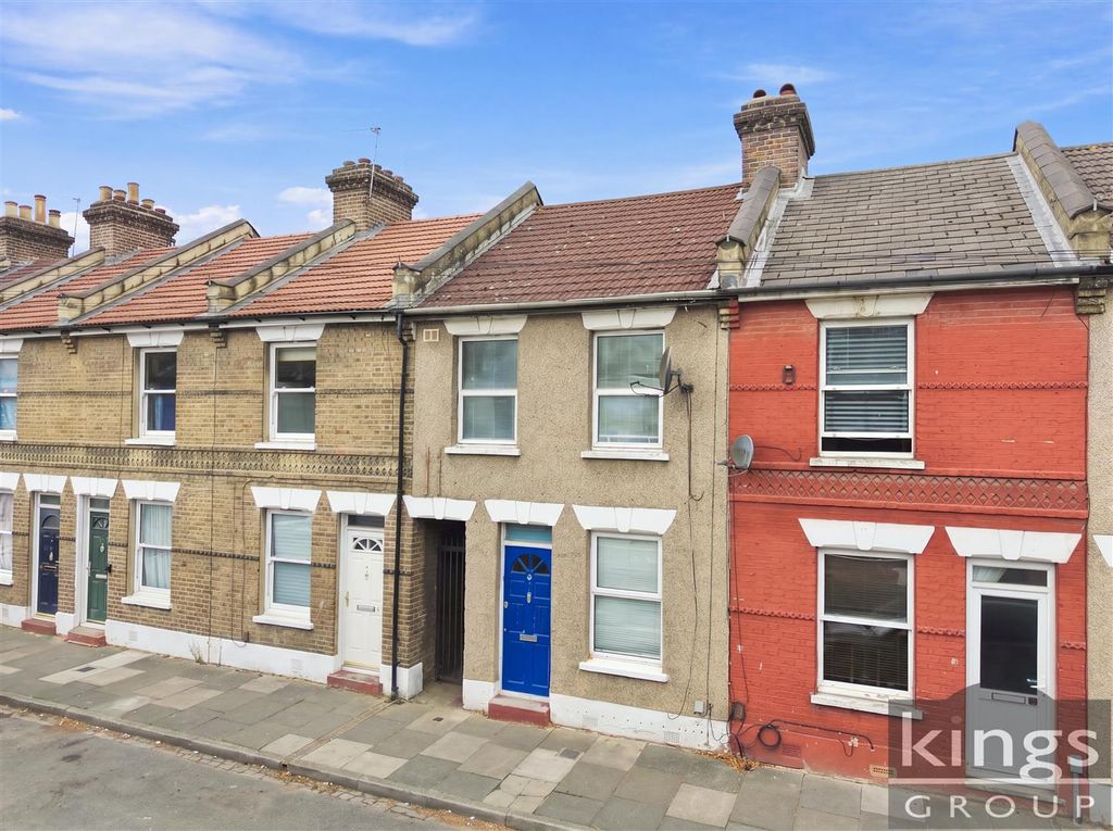 Property photo 1 of 16
