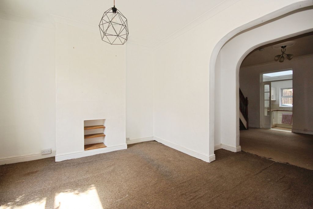 Property photo 3 of 22 Pbox-Img.Jpg