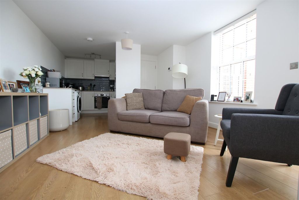 Property photo 2 of 16 Living Kitchen.Jpg