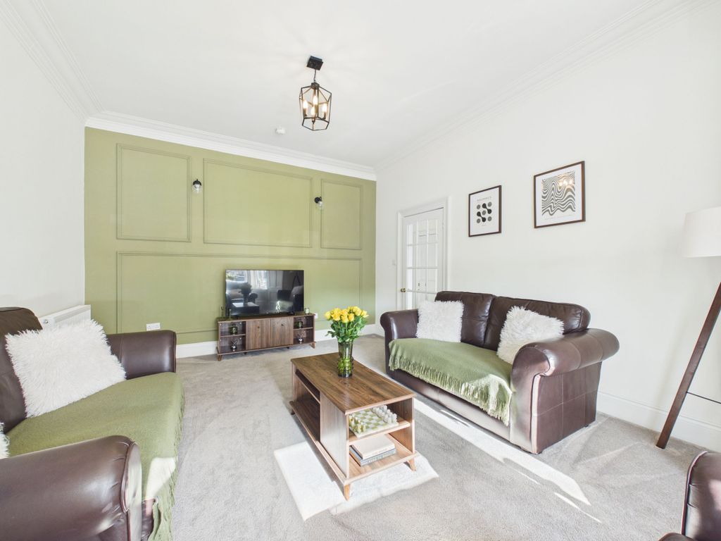 Property photo 2 of 29