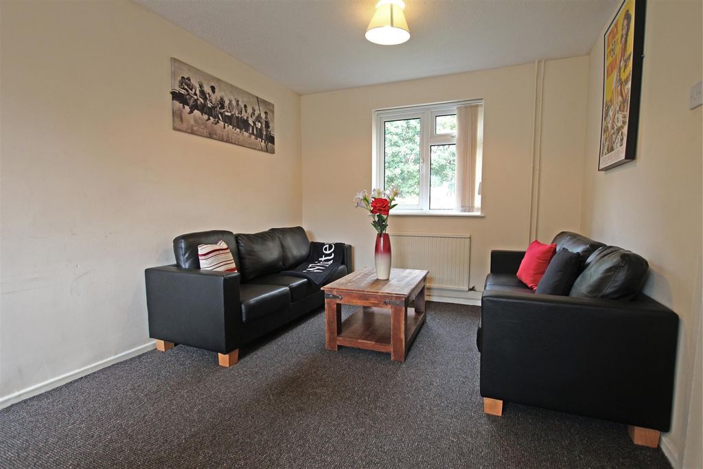 Property photo 3 of 12 Img_9647.Jpg