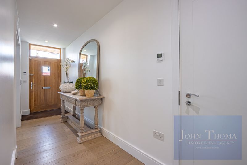 Property photo 2 of 32 Photo 2