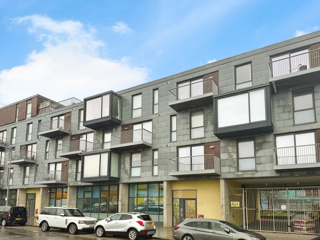 Property photo 1 of 11