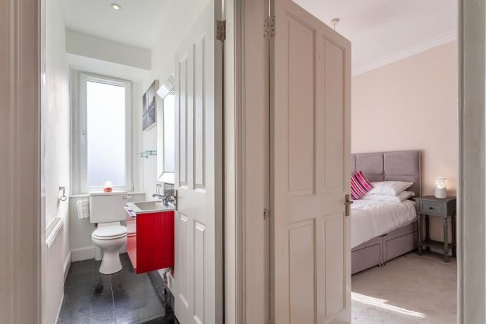 Property photo 3 of 11 Internal Hallway