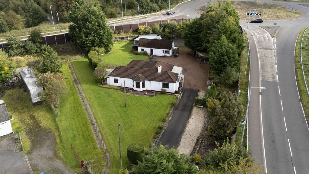Property photo 1 of 32 12-2_Claddens_Holdings_Lenzie_012.Jpg