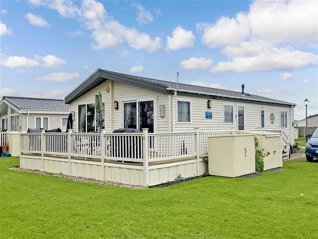 Property photo 2 of 12 Front