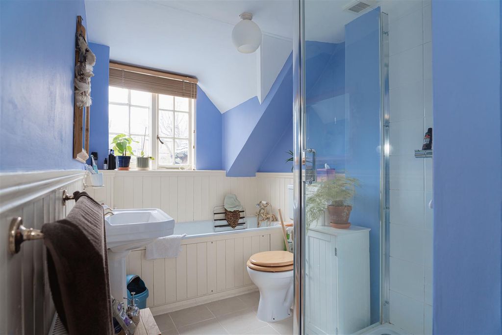 Additional image 12 of 3 bed semi-detached house for saleDene Street, Dorking RH4