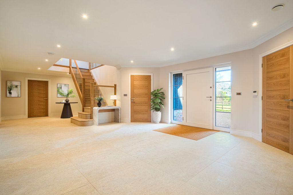 Property photo 3 of 18 Picture No. 49