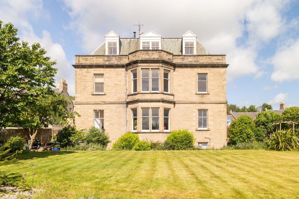Additional image 73 of 12 bed detached house for saleThe Bank House, 88 High Street, Coldstream TD12