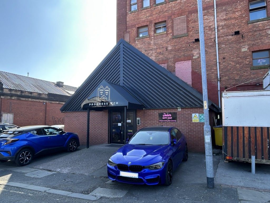 Property photo 2 of 9 Photo 9