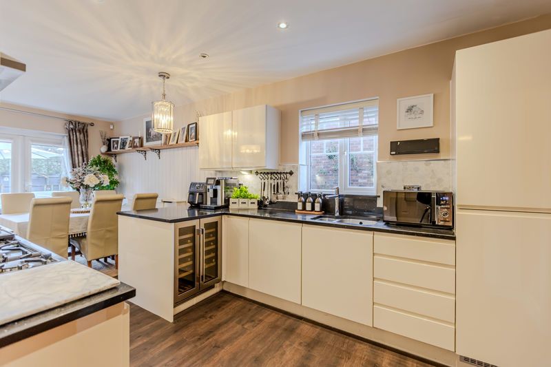 Property photo 3 of 28 Kitchen Area