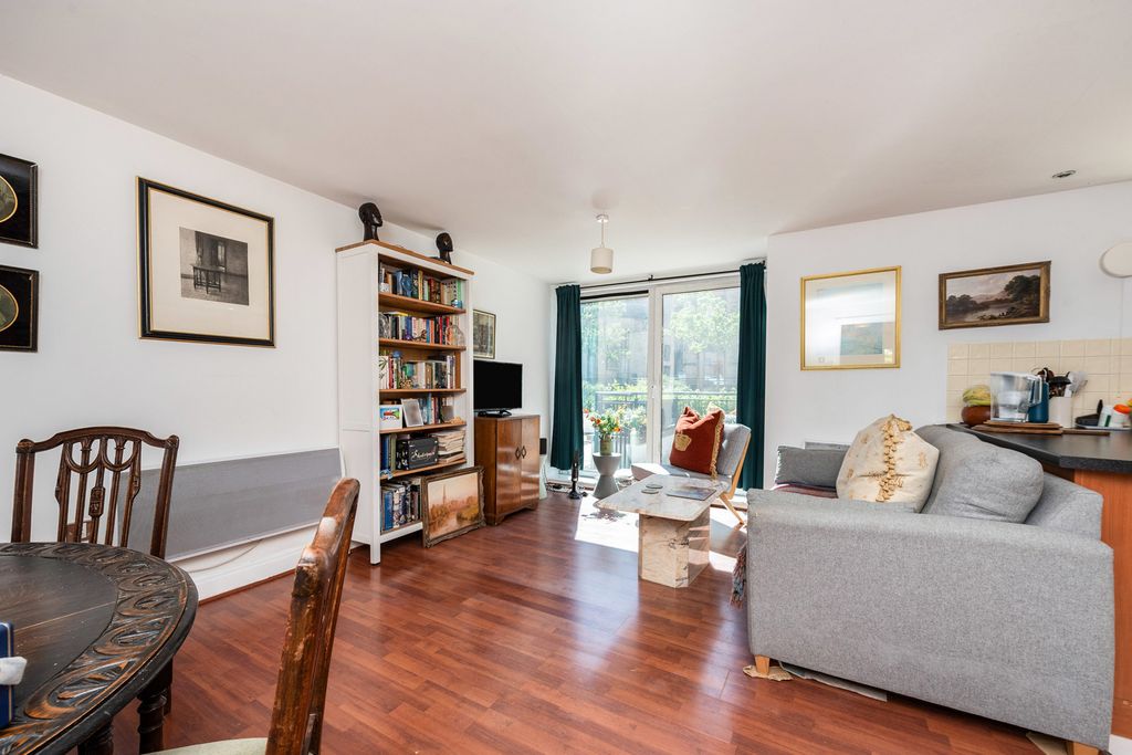 Property photo 1 of 11 Pbox-Img.Jpg