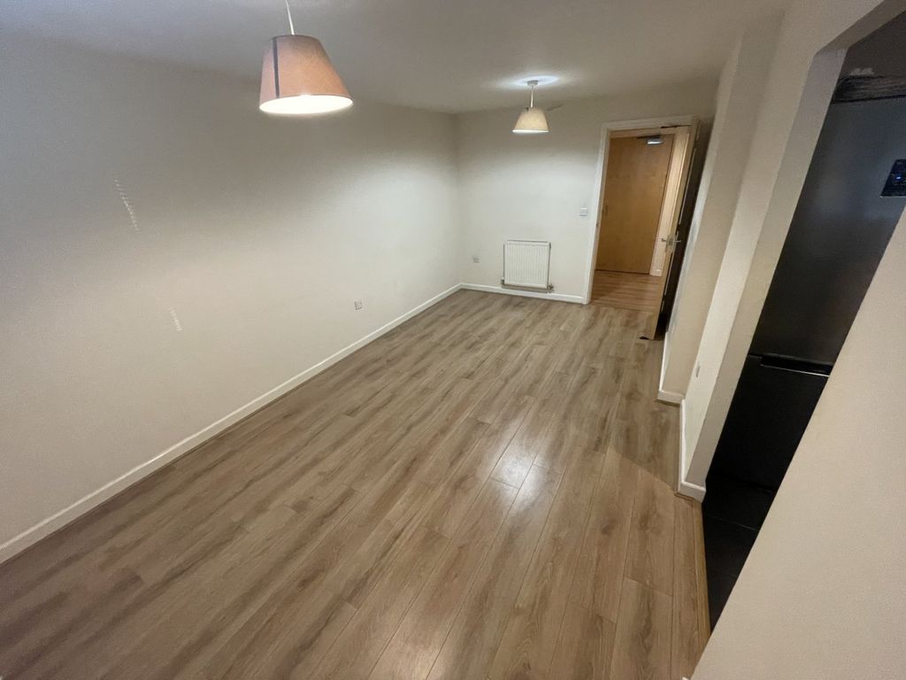 Property photo 3 of 7 Picture No. 05