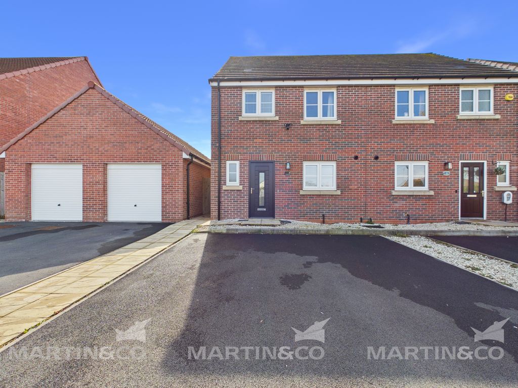 Property photo 1 of 14 Cam02406G0-Pr0600-Still015