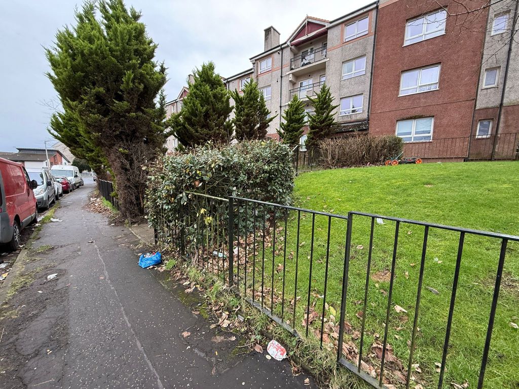 Property photo 1 of 1