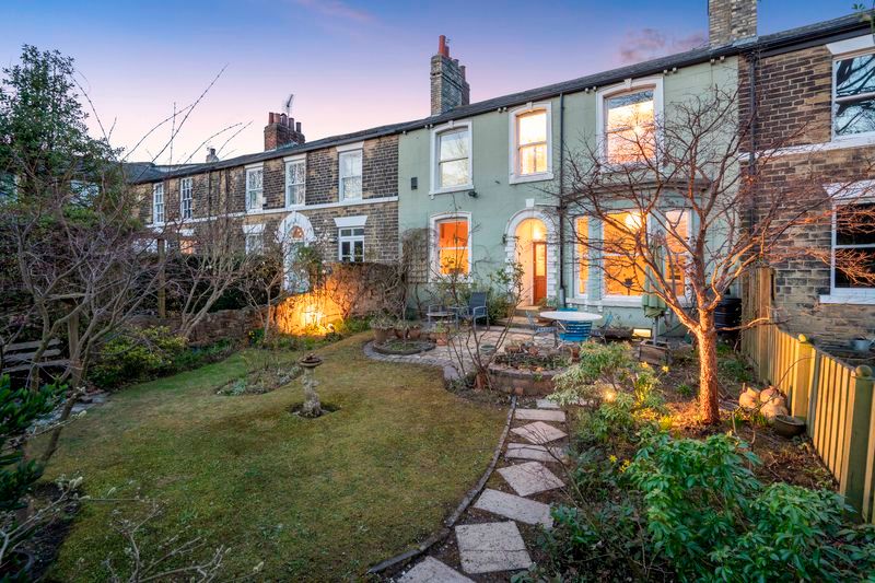 Property photo 1 of 20