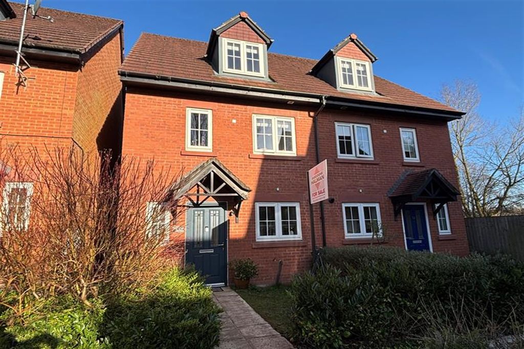 Property photo 1 of 14 (Main)